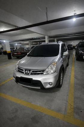 NISSAN LIVINA 1.8 SL X-GEAR 16V FLEX 4P AUTOMÁTICO NISSAN LIVINA 1.8 SL X-GEAR 16V FLEX 4P AUTOMÁTICO